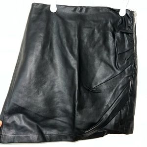 Zara high waisted vegan leather skirt